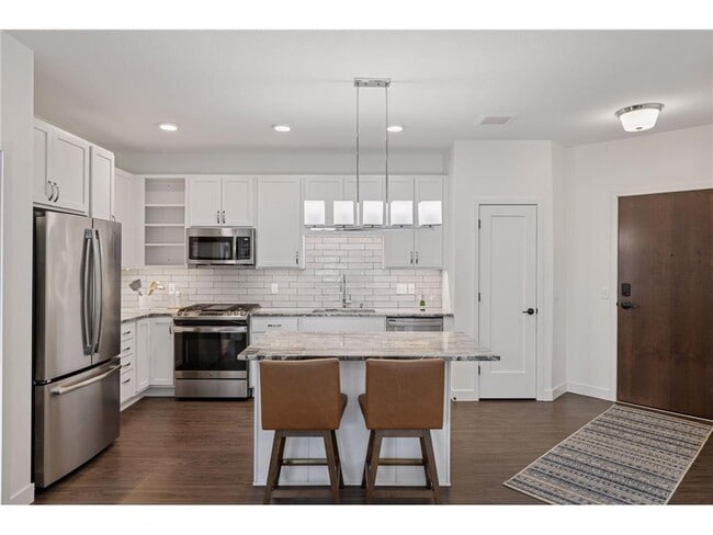 Building Photo - 12610 Ridgedale Dr