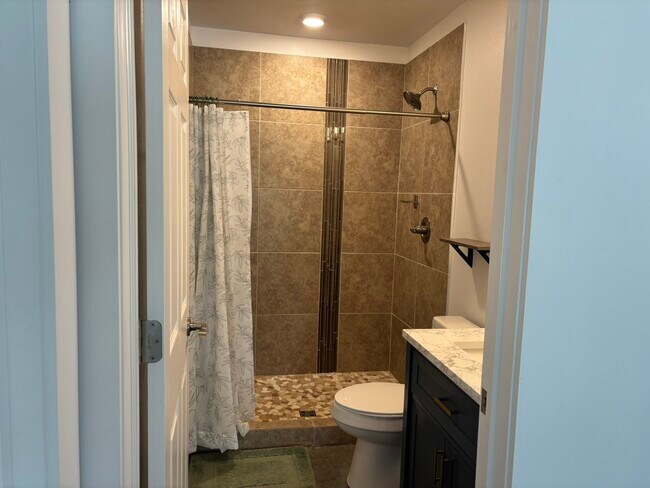 Building Photo - 27432 S 614 Rd