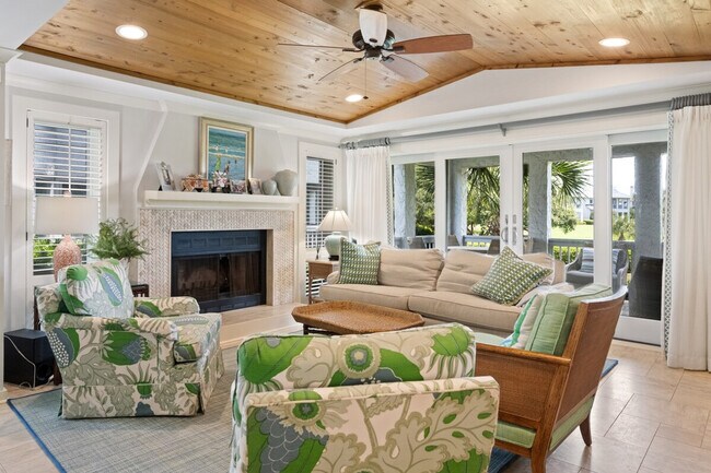 Building Photo - 509 Debordieu Blvd