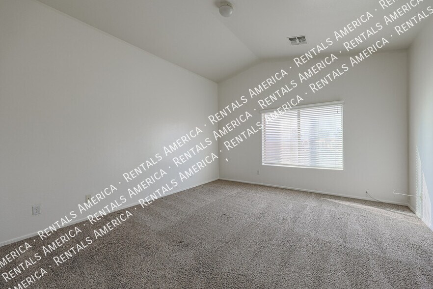 Building Photo - 7312 S 56th Ln