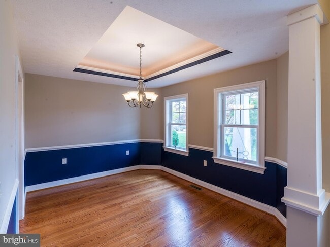 Building Photo - 2616 Greenport Dr