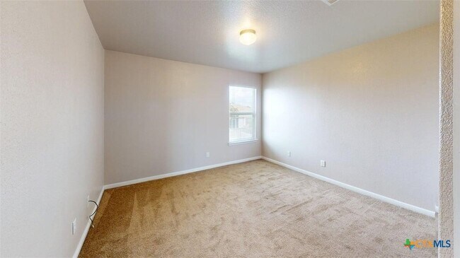 Building Photo - 500 W Libra Dr