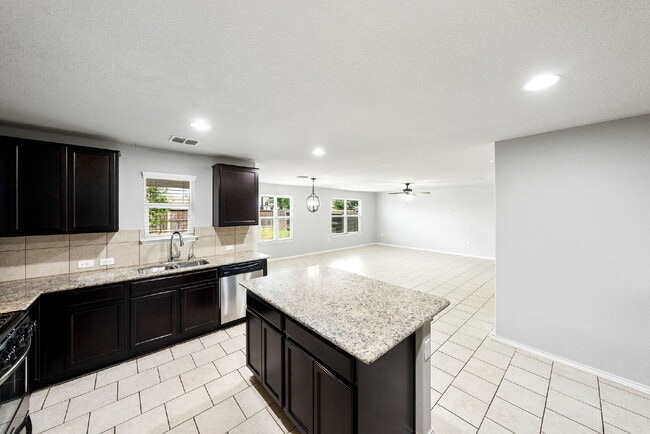 Building Photo - Welcome to The Bowen Floor Plan - UP TO 1 MONTH FREE RENT AVAILABLE!
