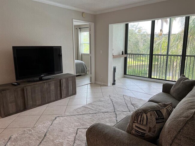 Primary Photo - 2220 N Cypress Bend Dr