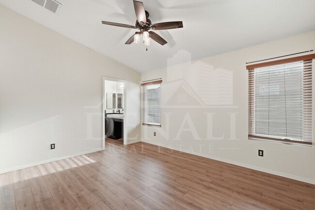 Building Photo - 9699 E Vendela St
