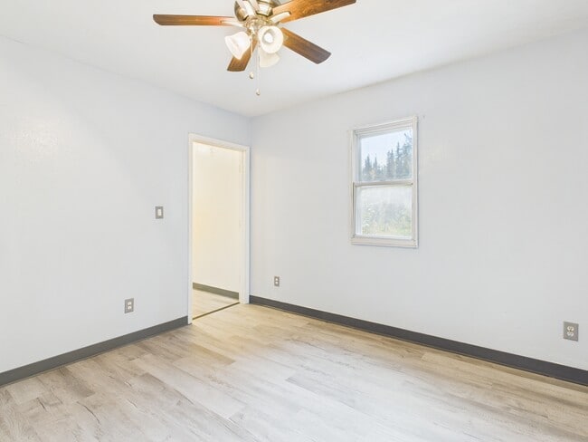 Building Photo - 3205 Repp Rd
