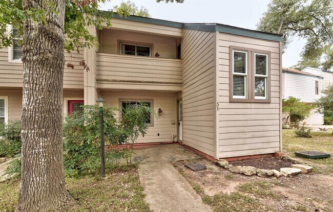 Building Photo - 31 Marina Cir
