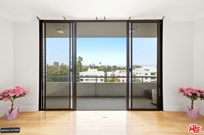 Building Photo - 10660 Wilshire Blvd