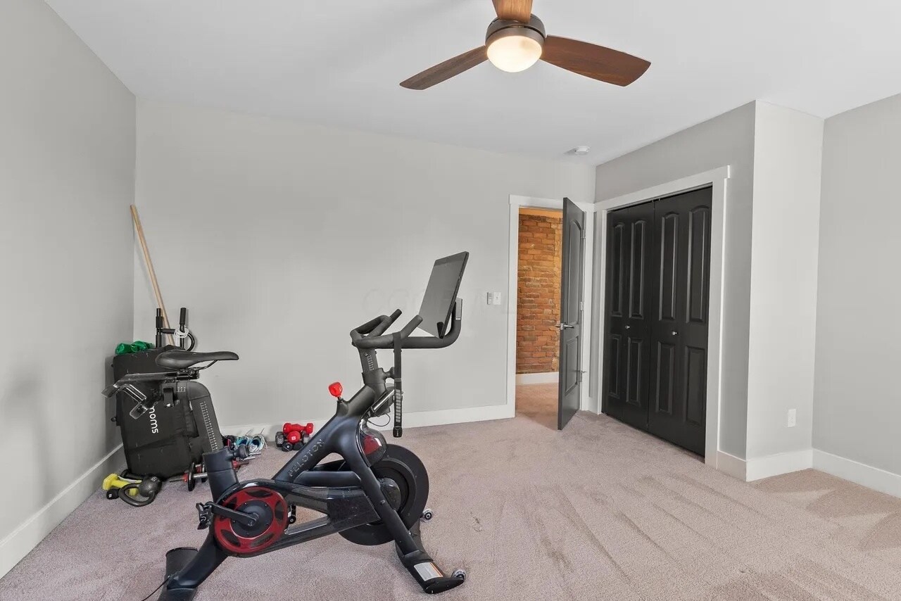 Building Photo - 144 Wilson Ave