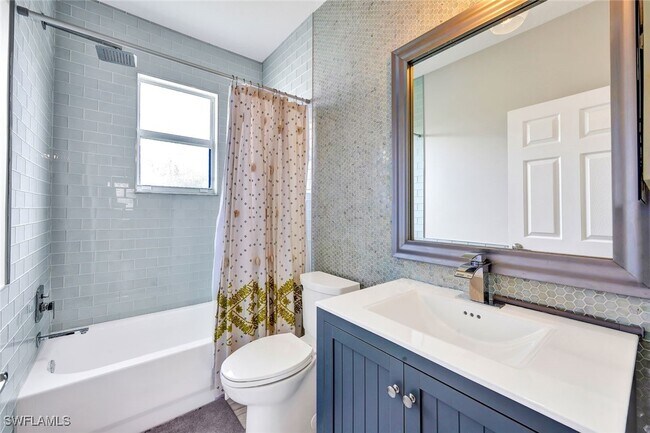 Building Photo - 1949 Par Dr