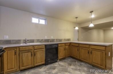 Building Photo - 9864 Pennsylvania Dr