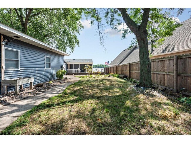 Building Photo - 26755 Fremont Dr