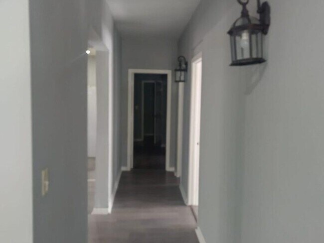 Building Photo - 957 Harwell St NW