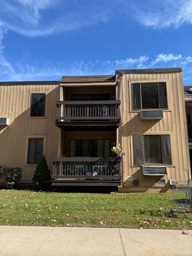 Building Photo - 175 Mill Pond Rd