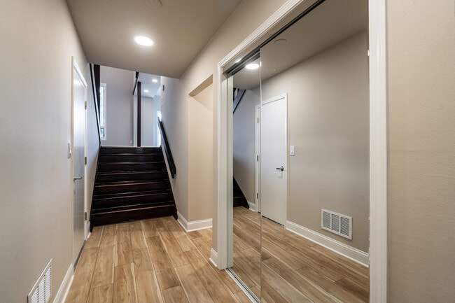 Building Photo - 12804 N Colony Dr