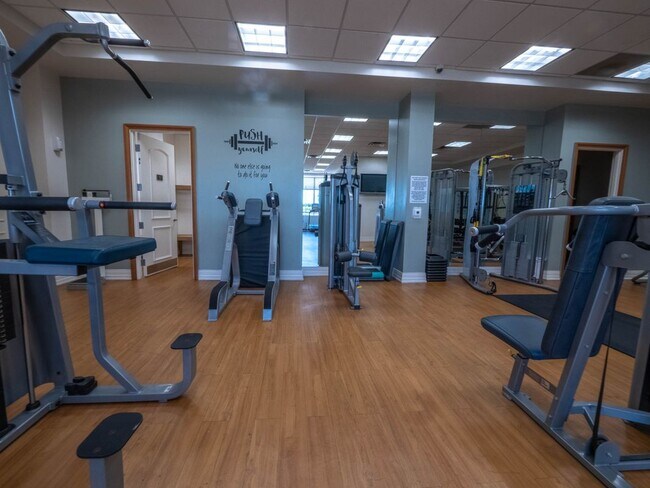 Building Photo - 2110 W 1st