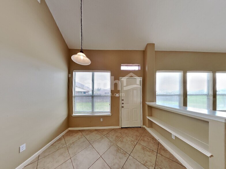 Building Photo - 14302 Baron Creek Ln
