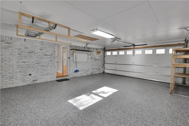 Building Photo - 2301 Echo Hills Cir NE