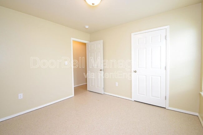 Building Photo - 6013 S Madison Pl