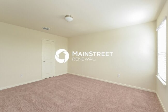 Building Photo - 3 Bedroom Pet-Friendly Home in San Antonio, TX with Main Street Renewal