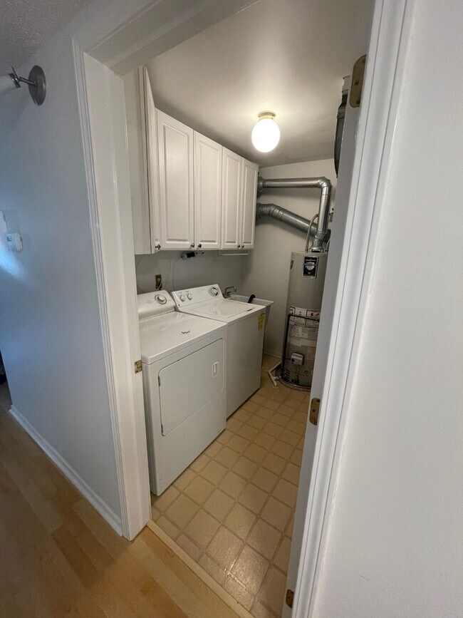 Building Photo - 5084 Harbor Oak Dr
