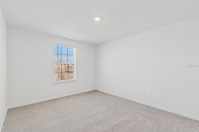 Building Photo - 1712 Tropical Oasis Ave