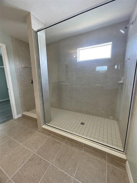 Building Photo - 2827 Suncoast Lakes Blvd