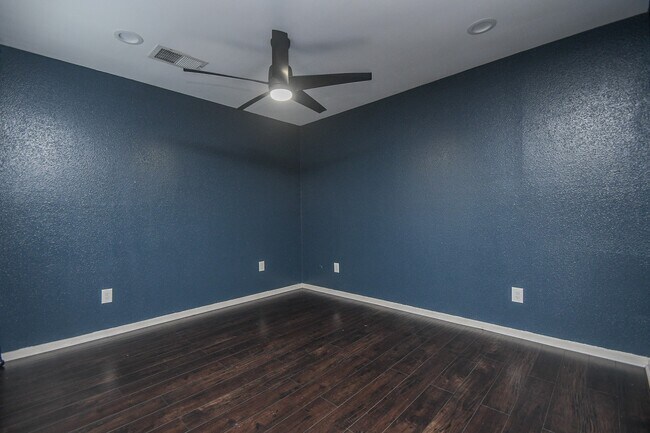 Building Photo - 12625 Memorial Dr