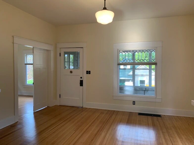 Building Photo - 430 S Henderson St