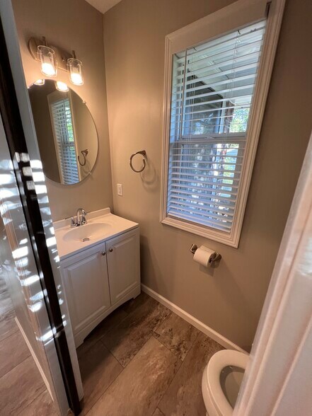 Main floor bathroom - 1907 Princeton Ave