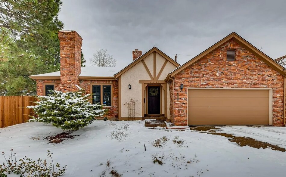 Building Photo - 4695 S Akron St