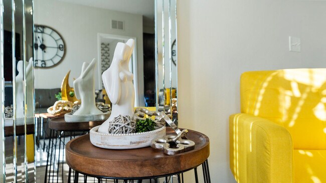 Building Photo - 5224 Net Dr