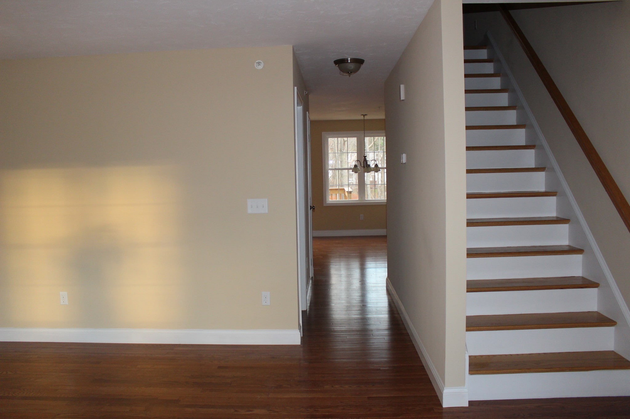 Living room to kitchen area - 1088 W Boylston St