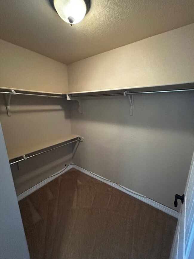 Building Photo - Beautiful Home for rent in Stillwater Ranch