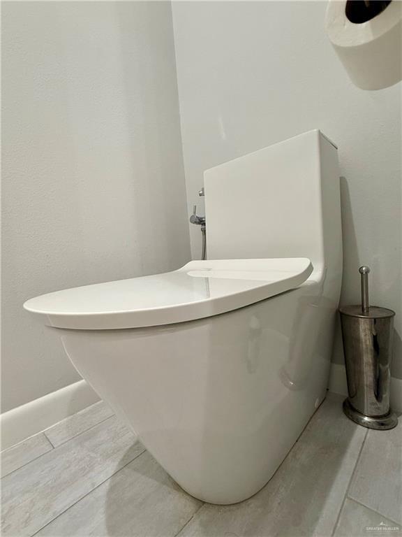 Building Photo - 1221 Ozark Ave