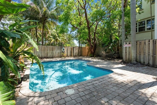 Building Photo - Southwest 8th Street, Fort Lauderdale, FL 33315 - 3 BR 2.5 BA townhouse
