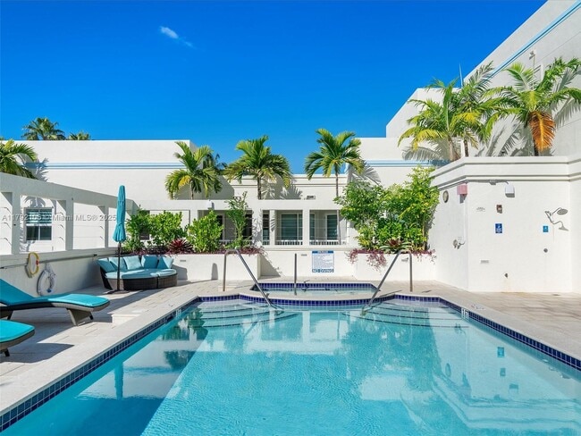 Building Photo - 9172 Collins Ave