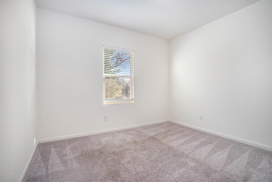 Building Photo - 1026 Feldman Chase