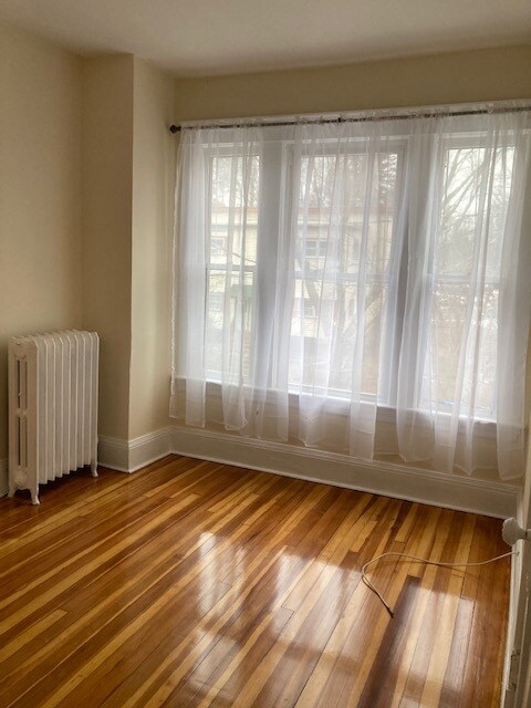 Building Photo - 890 Lancaster St