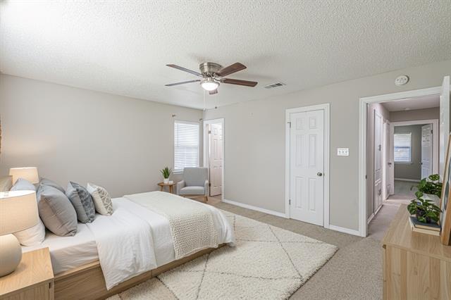 Building Photo - 311 Hedgerow Ln