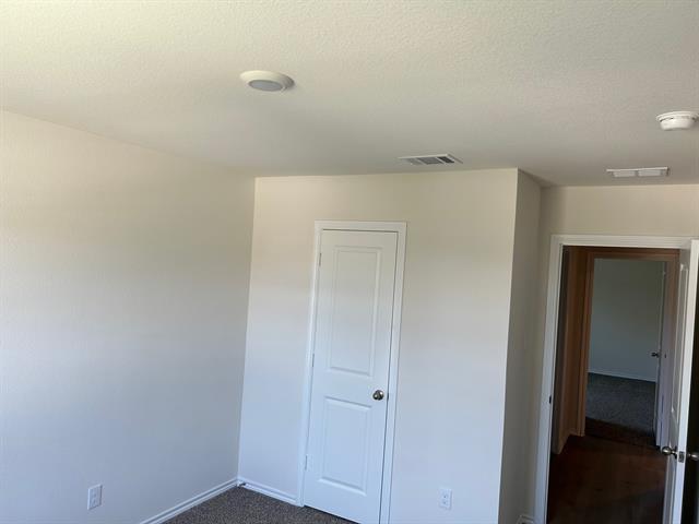 Building Photo - 2811 Jasmine Dr