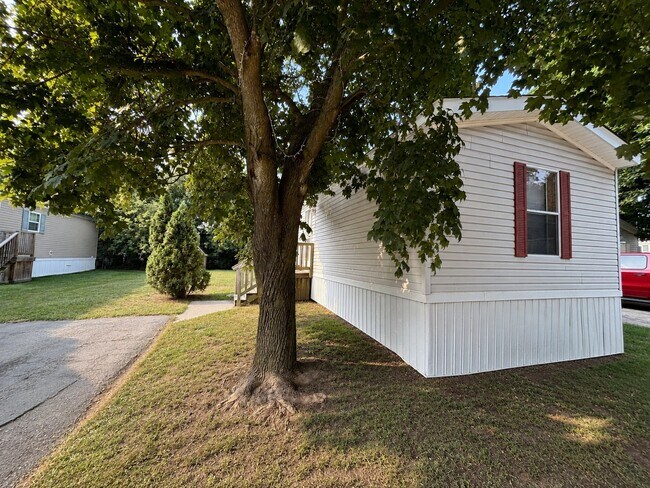 Building Photo - 79 Dunlap Cir