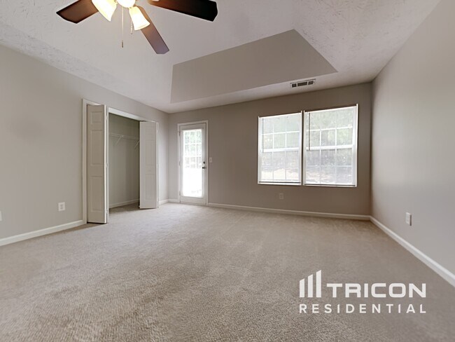 Building Photo - 170 Patterson Way