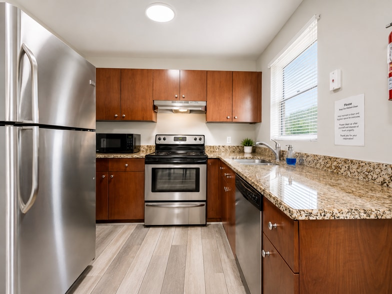 Building Photo - 4862 Andros Dr