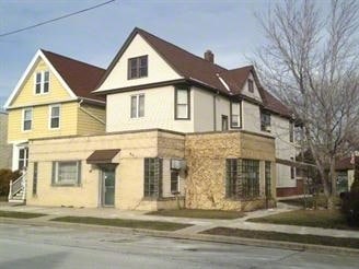 Primary Photo - 816-818 Milwaukee Ave