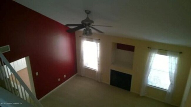 Building Photo - 2 bedroom/2 bathroom- Westgate at Williamsburg