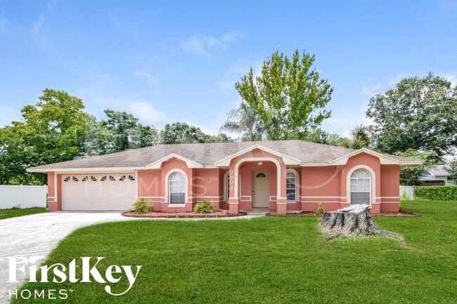 Building Photo - 7901 Sioux Ln