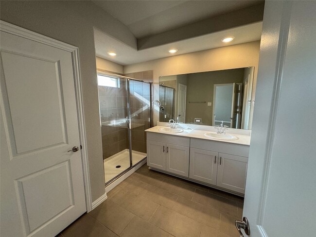 Building Photo - 2110 Dunbar Dr