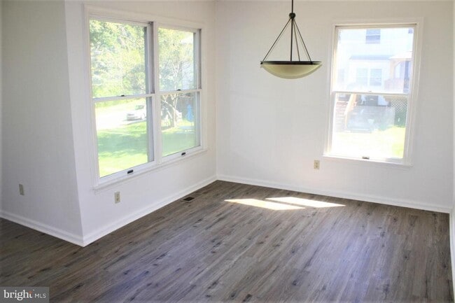 Building Photo - 516 Colgate Ct