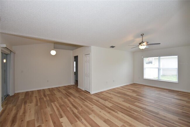 Building Photo - 14 Ryley Ln